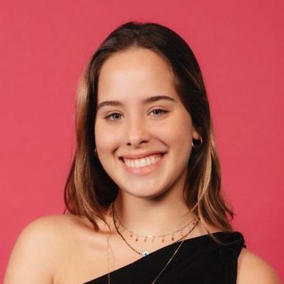 Fernanda Chilaze Fernanda Chilaze